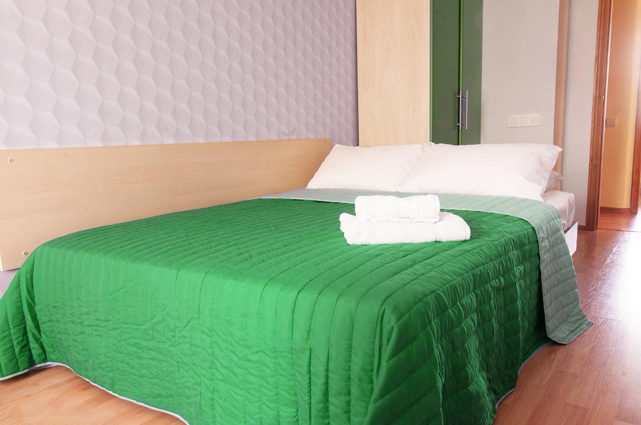 Luxury 3 Rooms Apartments In Center By Green House 폴타바 외부 사진